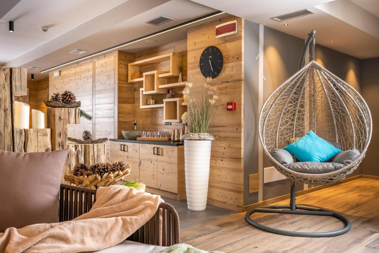 Cesa Edelweiss Living & Spa 坎皮泰洛迪法萨 外观 照片