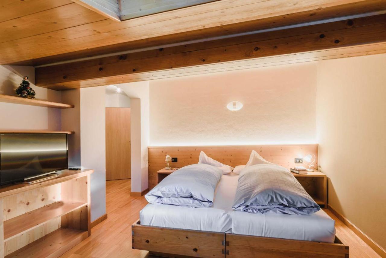 Cesa Edelweiss Living & Spa 坎皮泰洛迪法萨 外观 照片