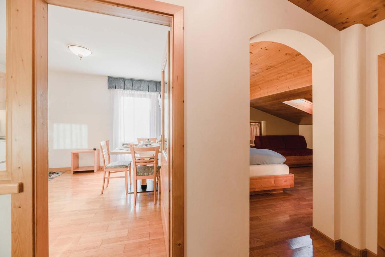 Cesa Edelweiss Living & Spa 坎皮泰洛迪法萨 外观 照片